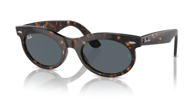 Modelo relacionado y/o destacado: Ray Ban Wayfarer Oval RB 2242-902 R5. La Óptica Online 